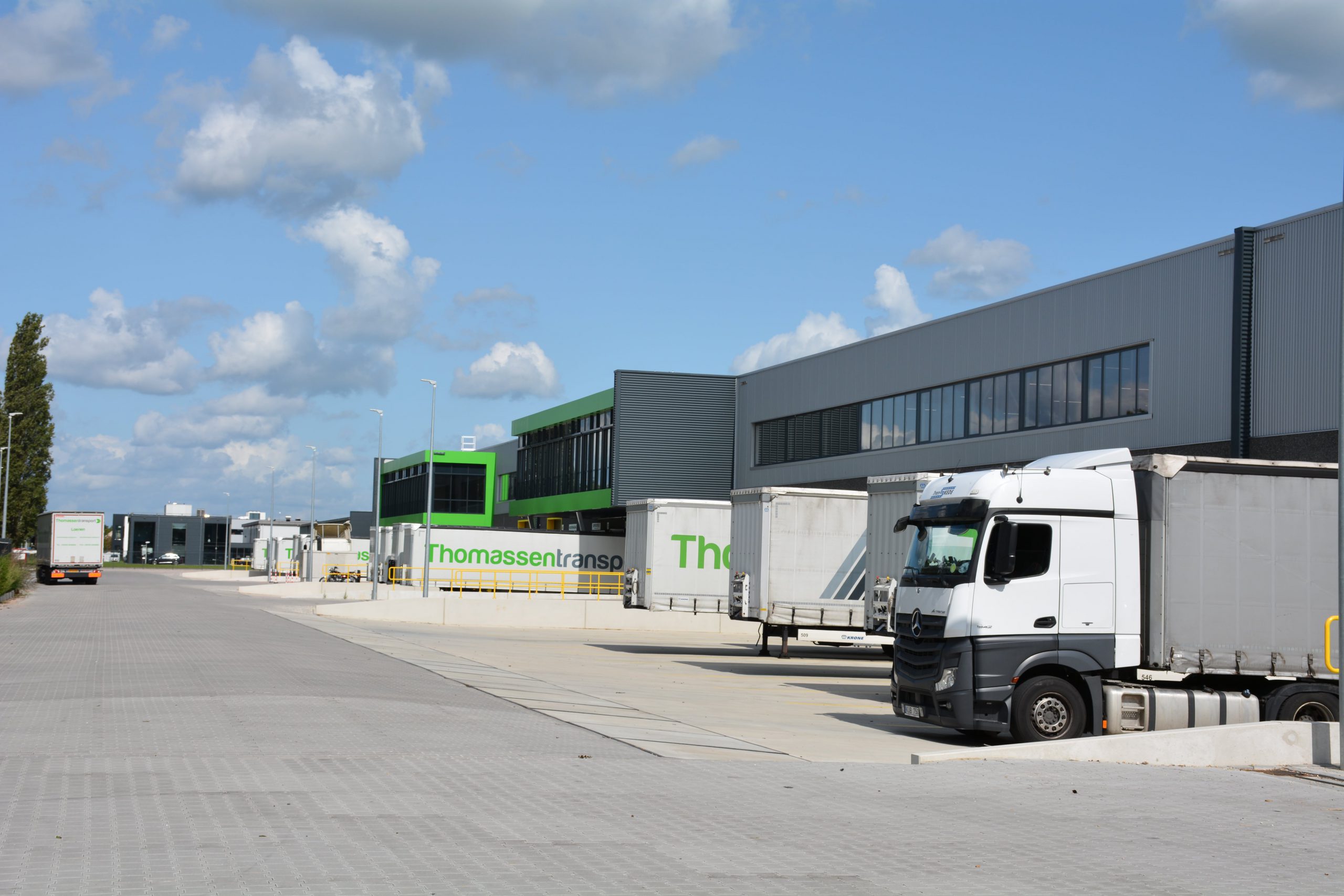 Industriebouw-door-Zweersbouw-BV-4-scaled